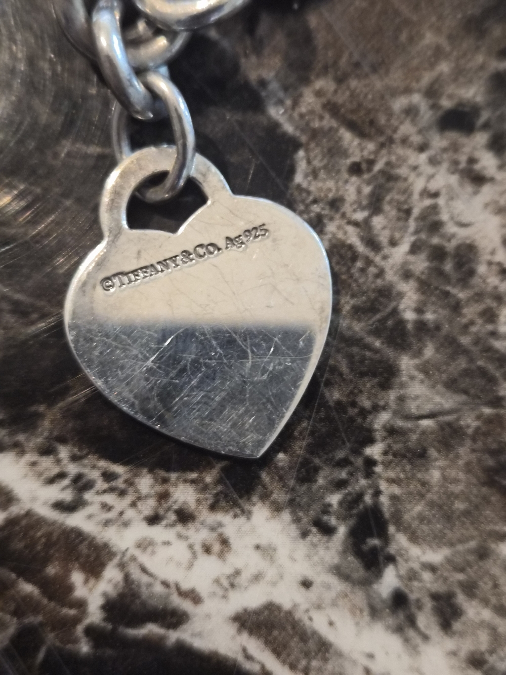 Authentic Tiffany & Co. Sterling Silver Return to Tiffany Heart Tag Choker - Picture 4 of 8